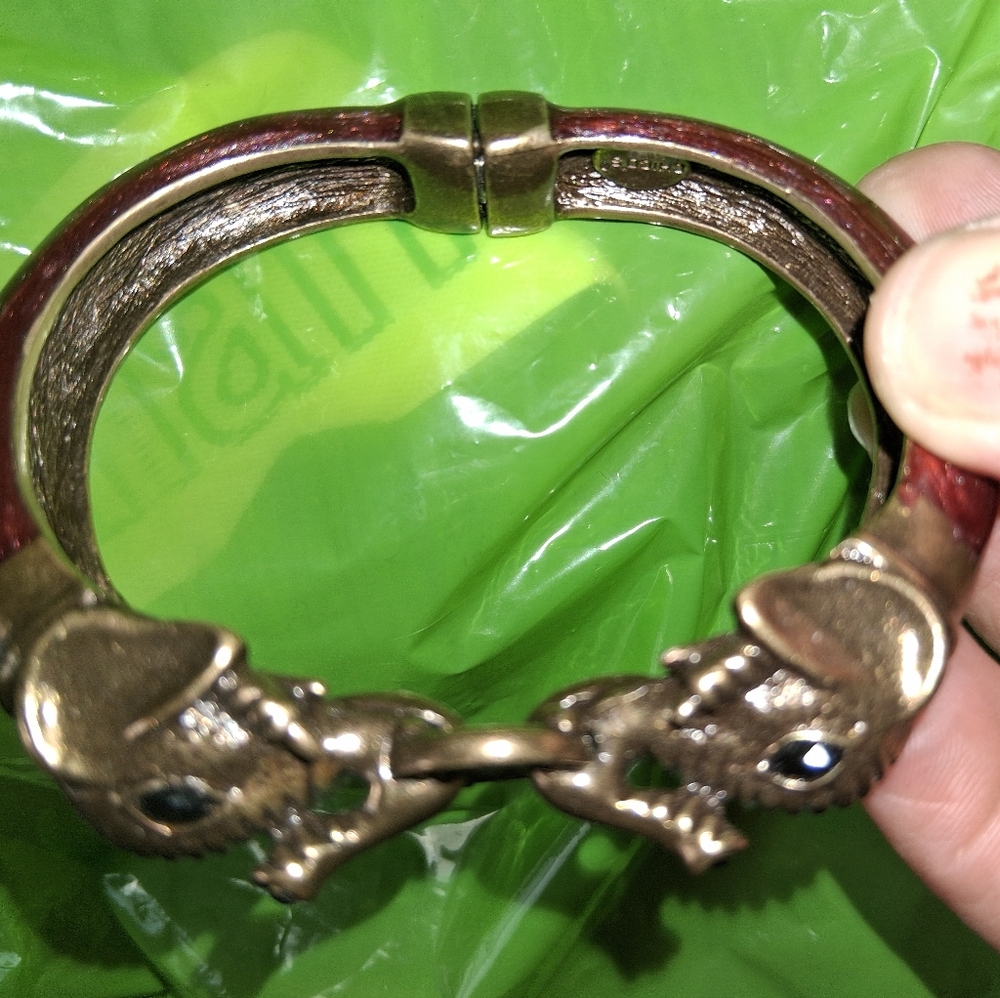 Chicos Elephant Bracelet - Picture 6 of 9